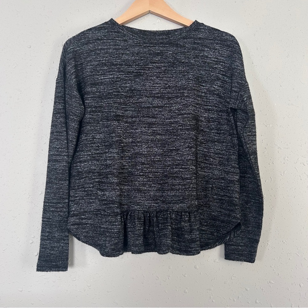 Banana Republic Factory Black Long Sleeve Ruffle Hem Top Blouse Soft Comfy XS